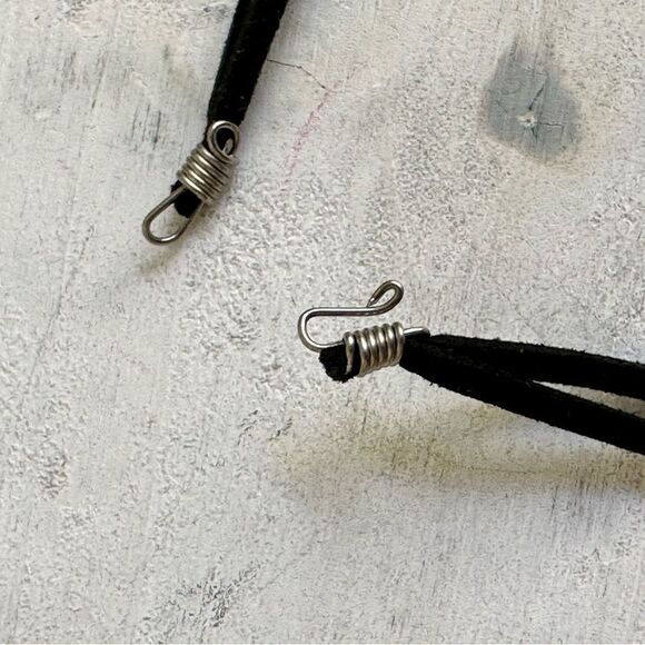 Agate double pendant necklace on black cord - Picture 8 of 10